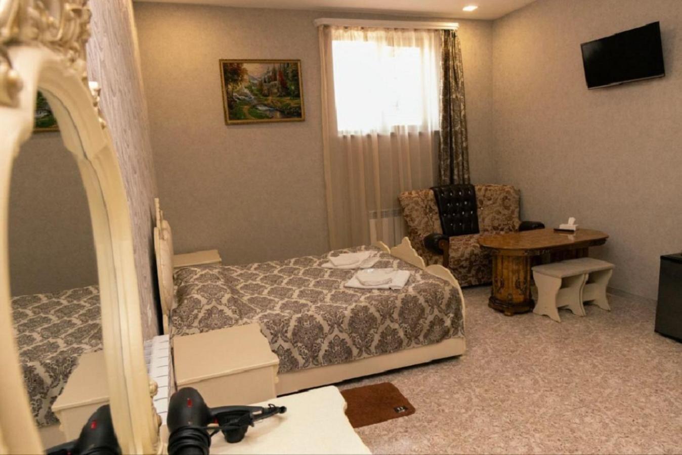 Noyemburg Hotel Noyemberyan Экстерьер фото