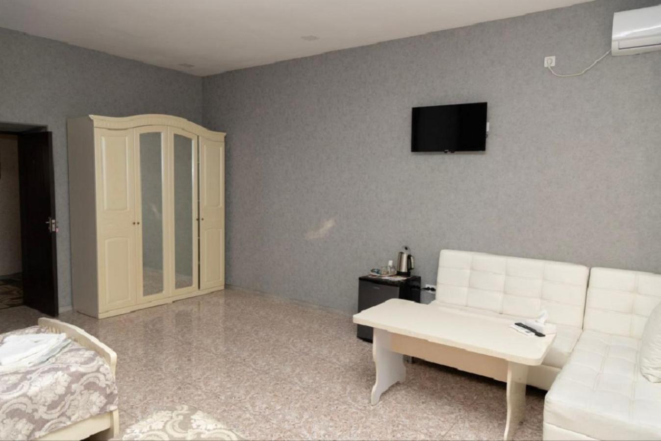 Noyemburg Hotel Noyemberyan Экстерьер фото